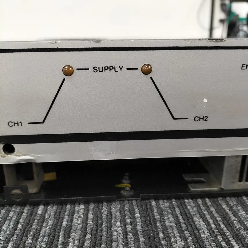 [SCHROTT] CROWN [Stark beschädigt] Leistungsverstärker AMCRON MICRO-TECH 1200