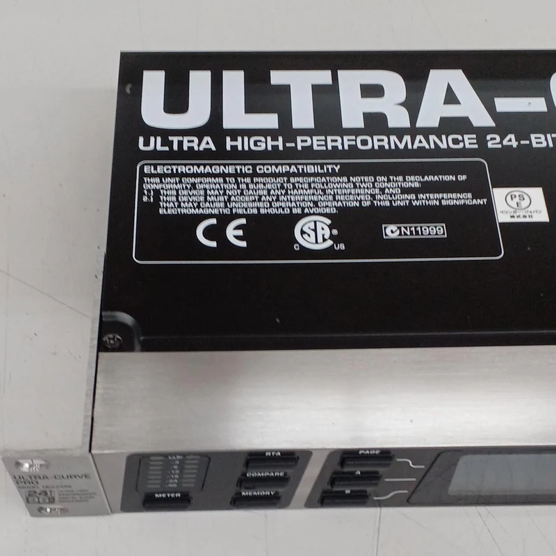 BEHRINGER Digitaler Equalizer DEQ2496