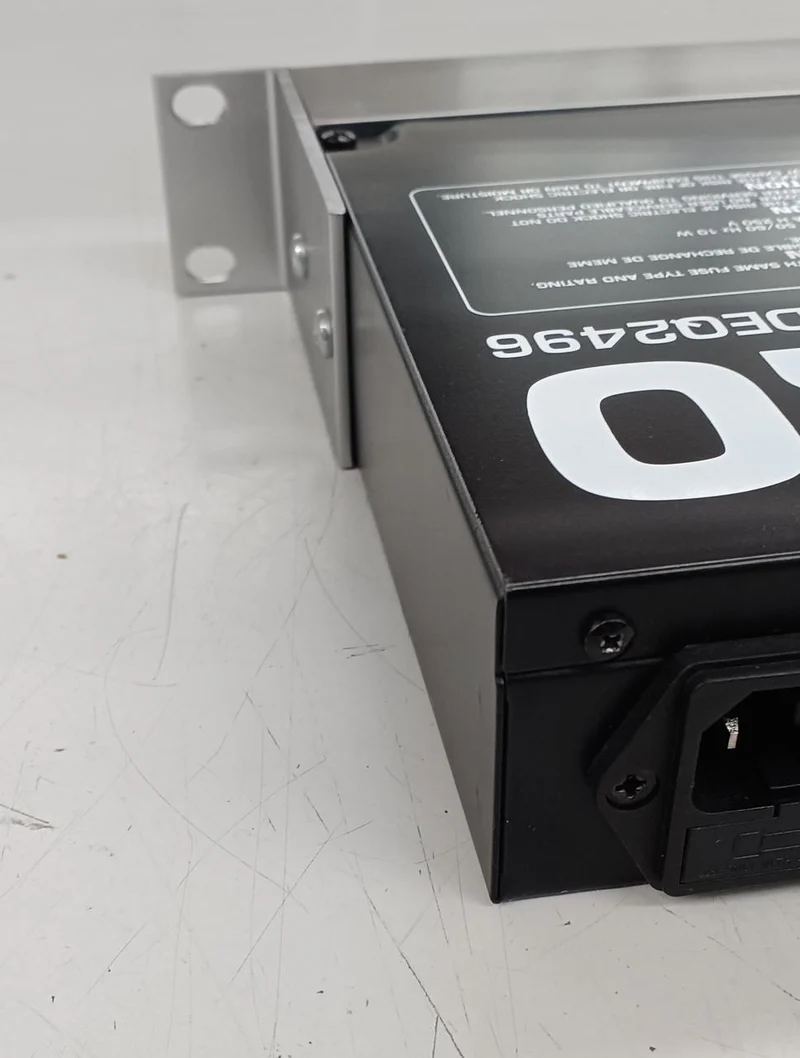BEHRINGER Digitaler Equalizer DEQ2496