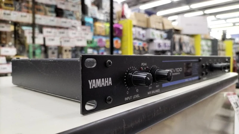 YAMAHA Digital Reverb REV100