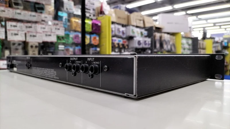 YAMAHA Digital Reverb REV100