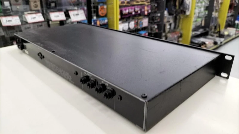 YAMAHA Digital Reverb REV100