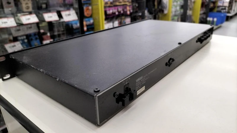 YAMAHA Digital Reverb REV100