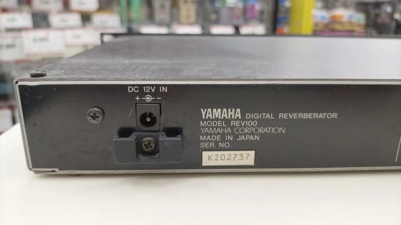YAMAHA Digital Reverb REV100