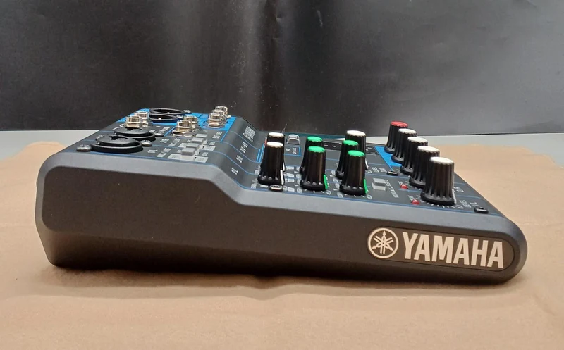YAMAHA Analogmixer MG06