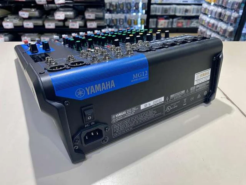 YAMAHA Digitalmixer MG12