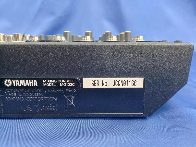 YAMAHA Mixer MG102C