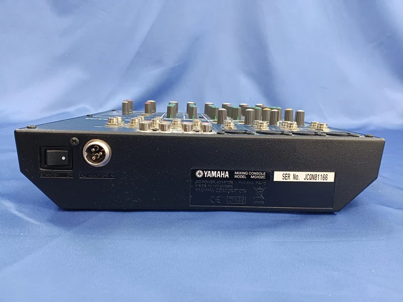 YAMAHA Mixer MG102C