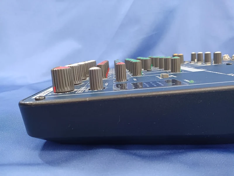 YAMAHA Mixer MG102C