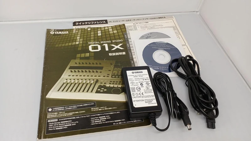YAMAHA Mixer 01X