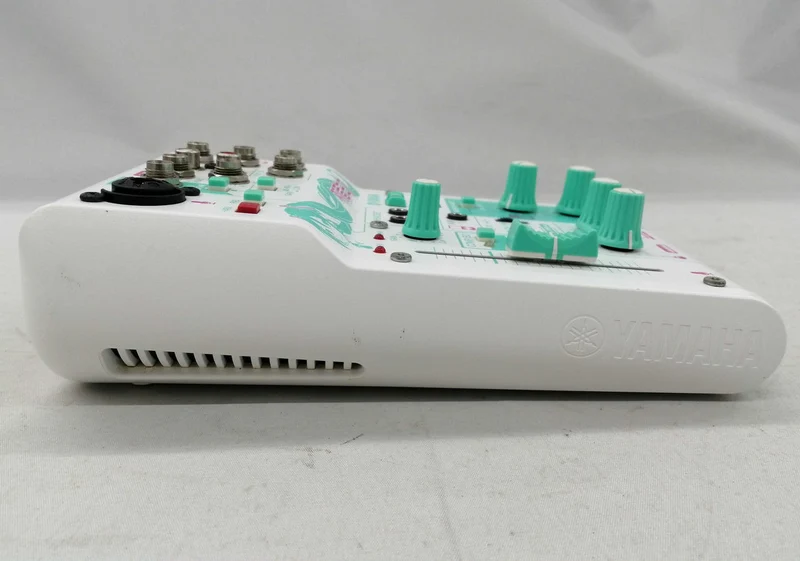 YAMAHA Mixer AG03-MIKU