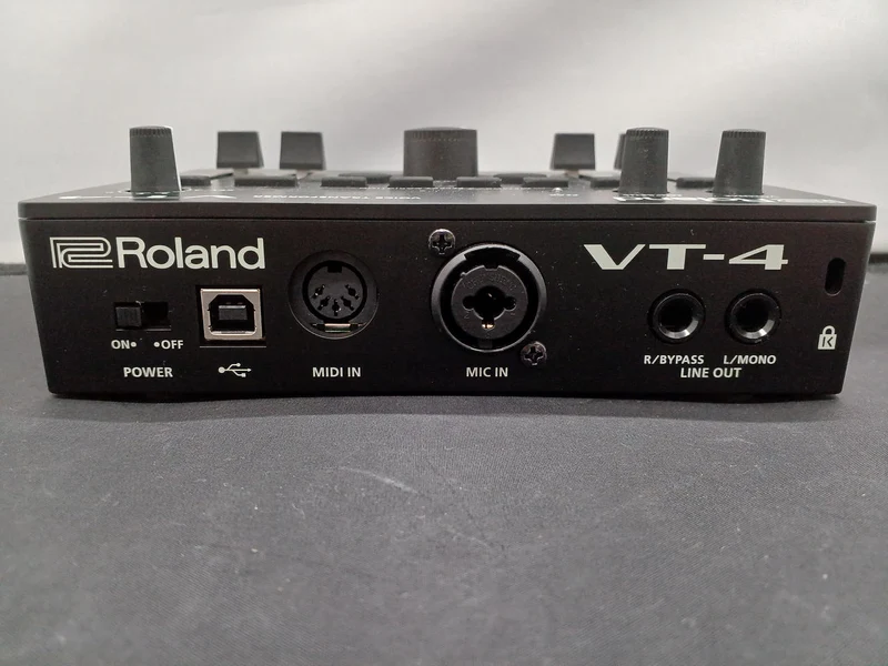 ROLAND Effektpedal VT-4