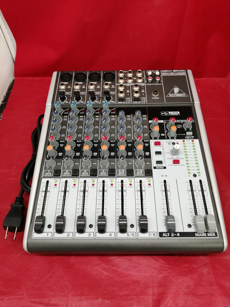 BEHRINGER Analogmixer XENYX 1204USB