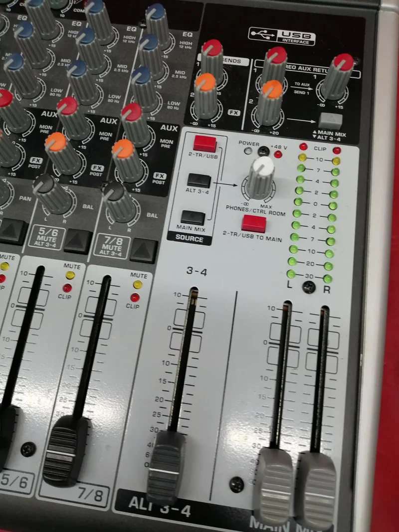 BEHRINGER Analogmixer XENYX 1204USB