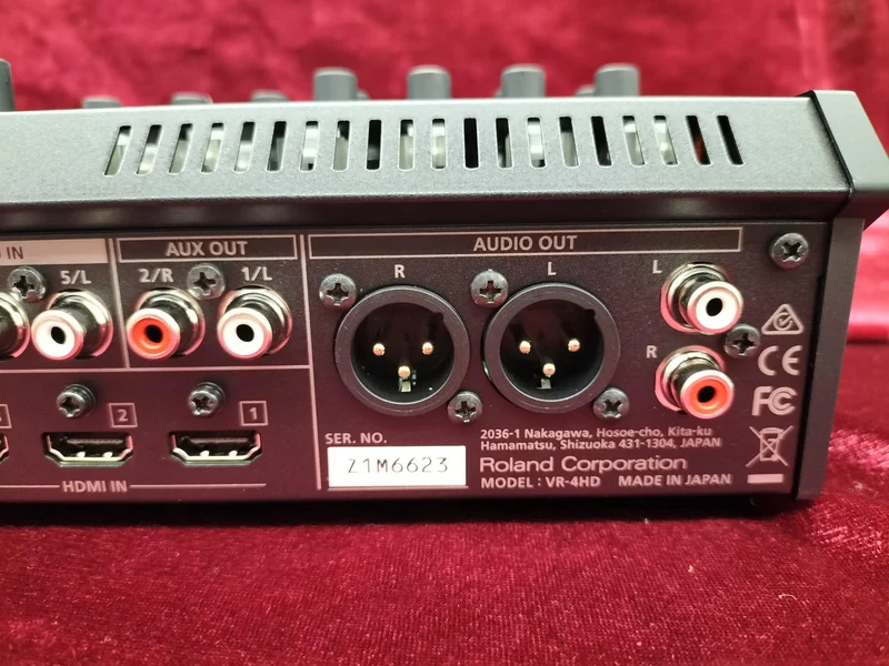 ROLAND Digitalmixer VR-4HD