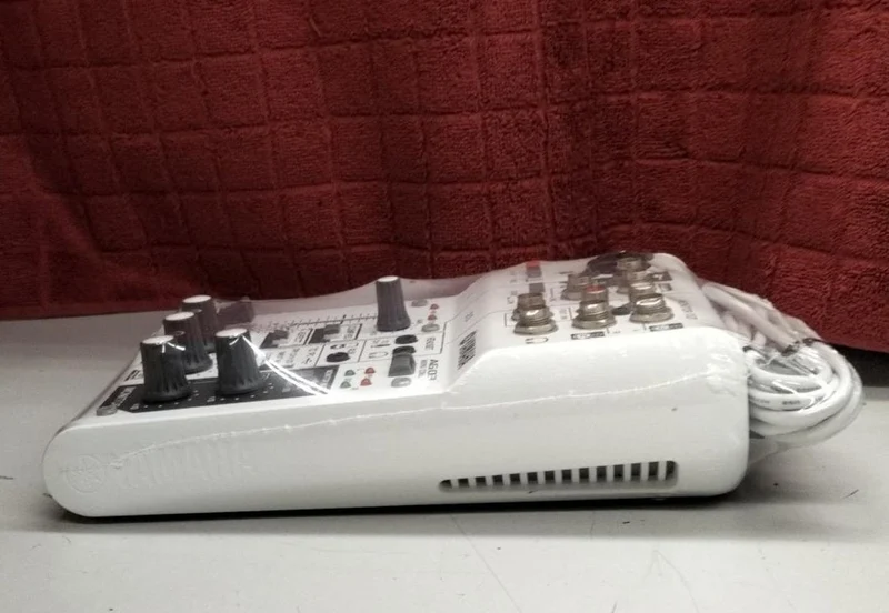 YAMAHA Mixer AG03