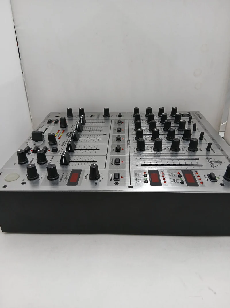 BEHRINGER DJ-Mixer DJX700