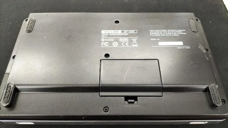 TASCAM MTR DP-008