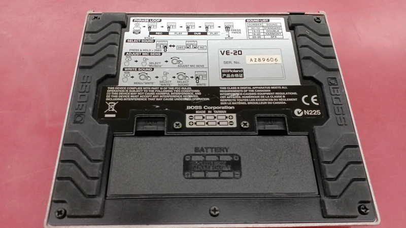 BOSS Vocal Effects VE-20