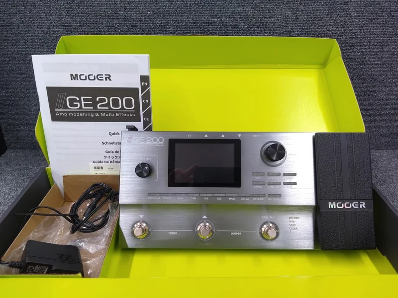 MOOER Multi-Effektgerät GE200