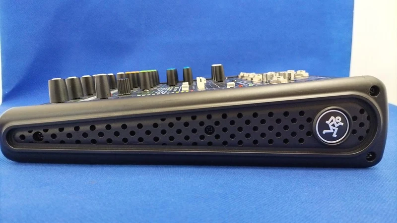 MACKIE Analogmixer PROFX4V2