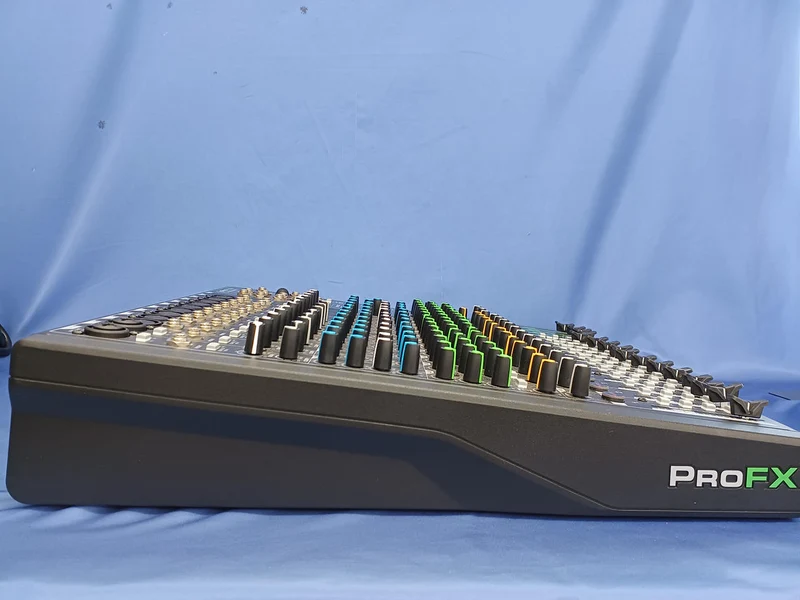 MACKIE Analogmixer PRO FX16 V3
