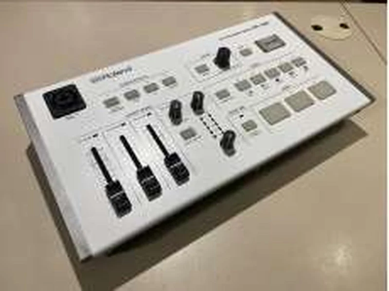 ROLAND Digitalmixer VR-1HD