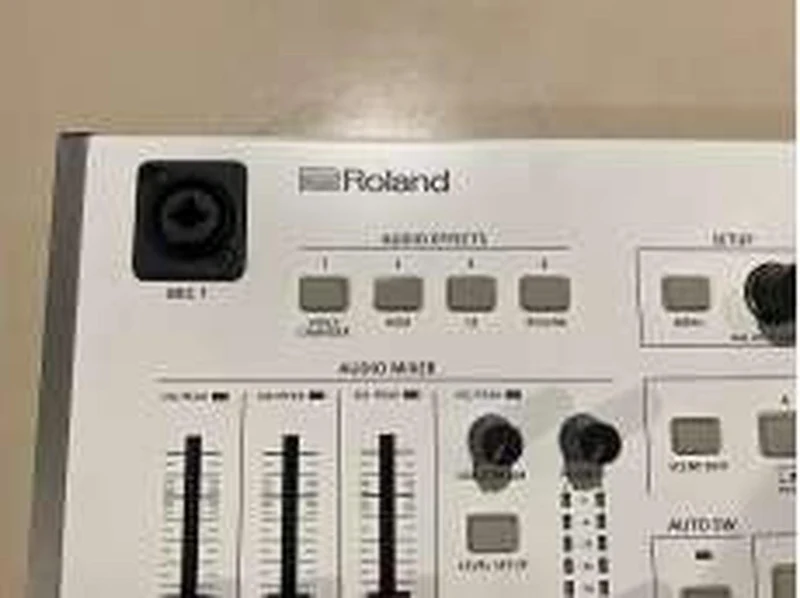 ROLAND Digitalmixer VR-1HD