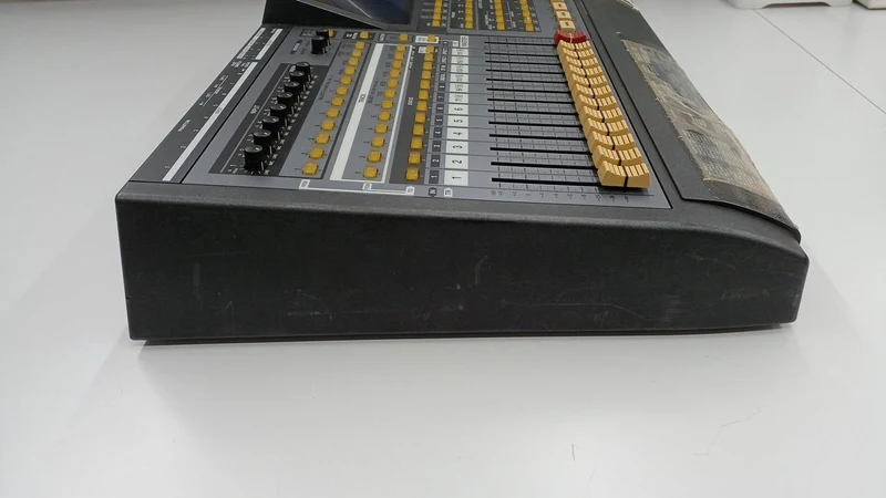 [SCHROTT] ROLAND MTR VS-1880