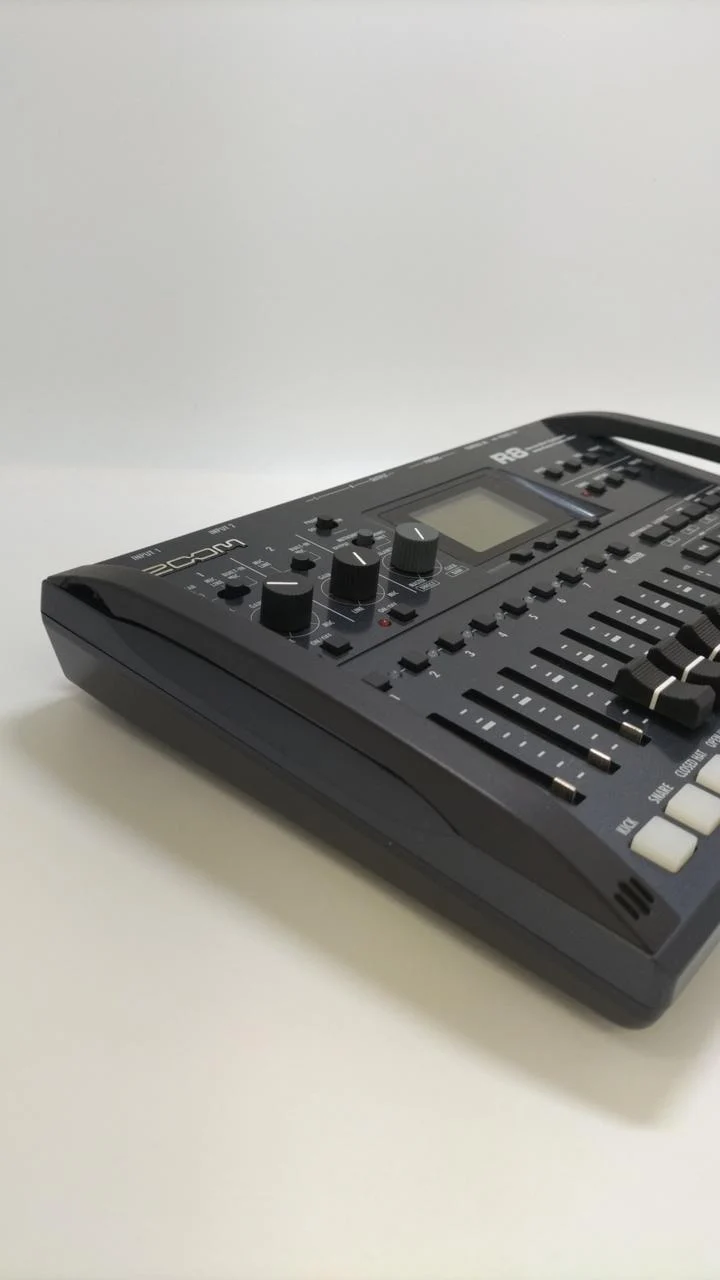 ZOOM MTR R8