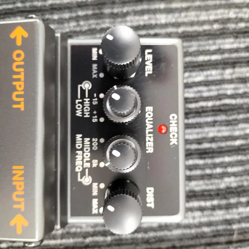 BOSS [Effektpedale für Metal-Gitarristen] MT-2 MT-2