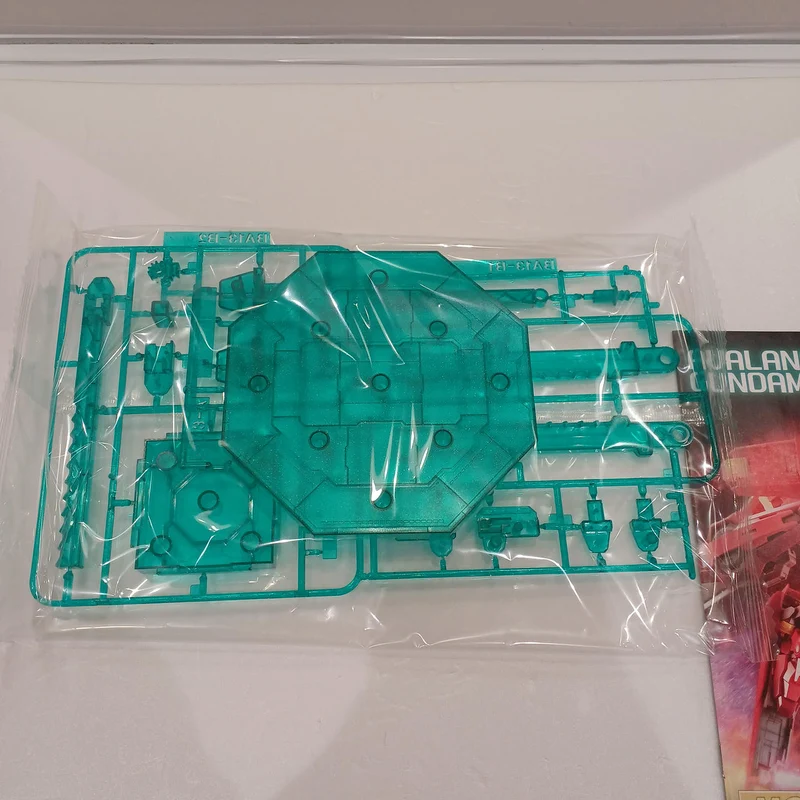 BANDAI Mobile Suit Gundam 00I MG Gundam Astraea Avalanche Dash Unit