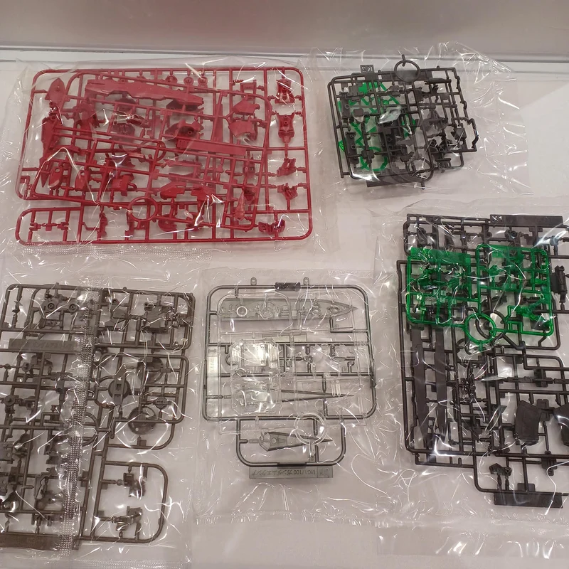 BANDAI Mobile Suit Gundam 00I MG Gundam Astrea TYPE_F (Komplettes Waffenset)