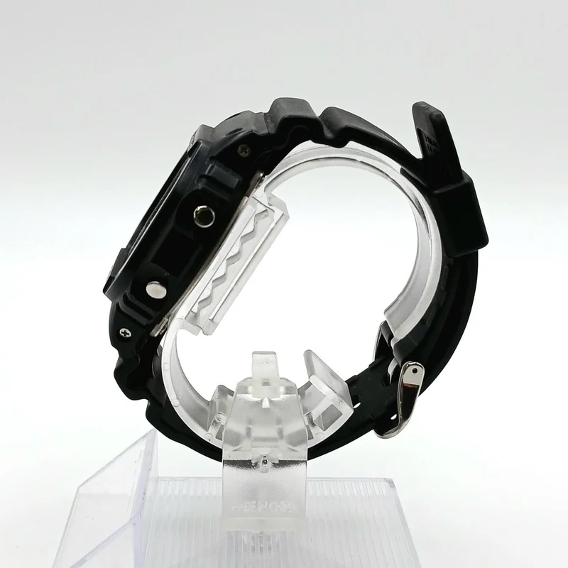 CASIO G-SHOCK Disney Modell DW-5600VT
