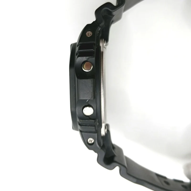 CASIO G-SHOCK Disney Modell DW-5600VT