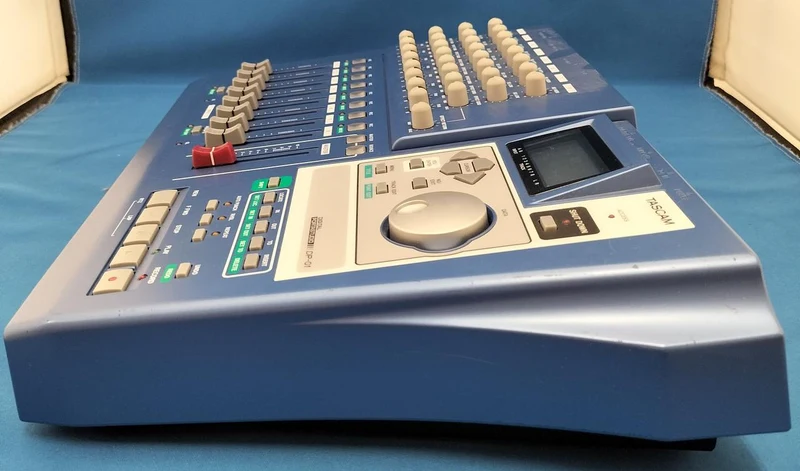 TASCAM MTR DP-01