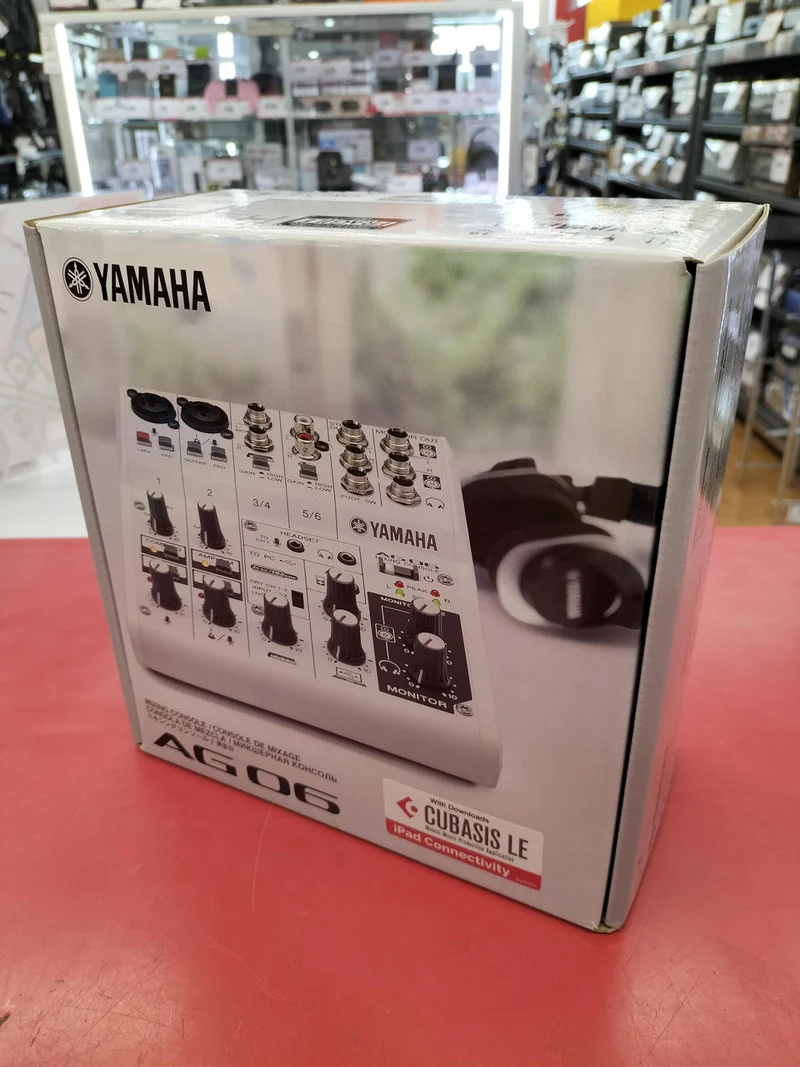 YAMAHA Audio-Interface AG06