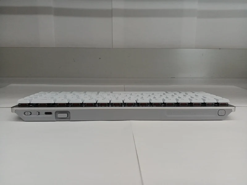 ASUS Wireless Gaming-Tastatur ROG FALCHION RX LOW PROFILE