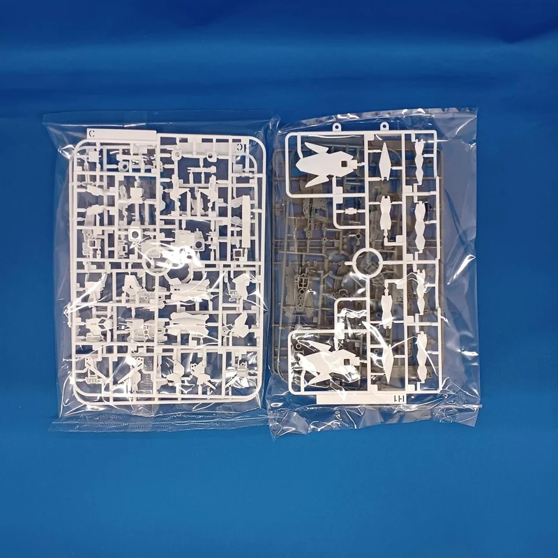 BANDAI HG 1/144 Gundam Base Limited Edition (unmontiert)