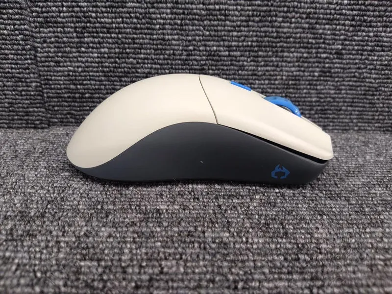 GLORIOUS Gaming-Maus GLO-MS-P1W-VI-FORGE