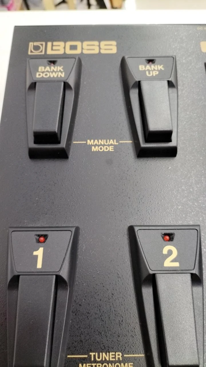 BOSS Multi-Effektgerät GT-100