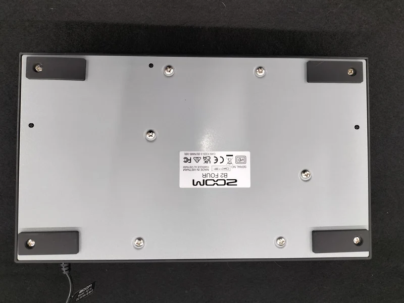 ZOOM Multi-Effektpedal B2 FÜR