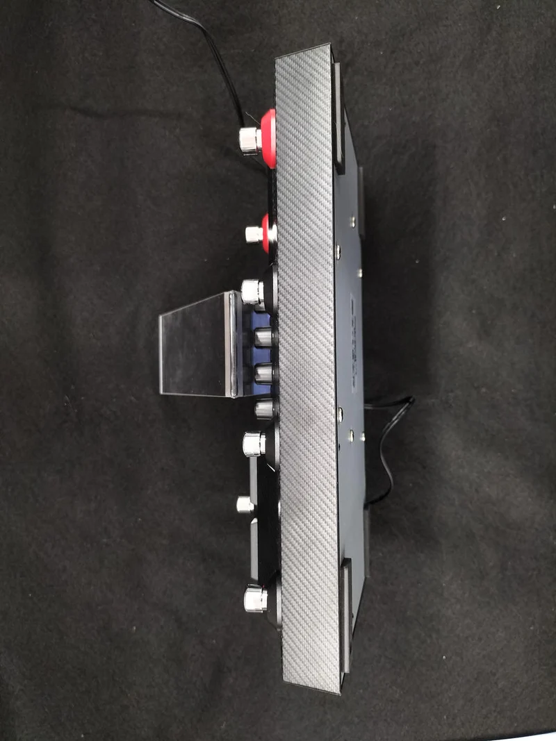ZOOM Multi-Effektpedal B2 FÜR