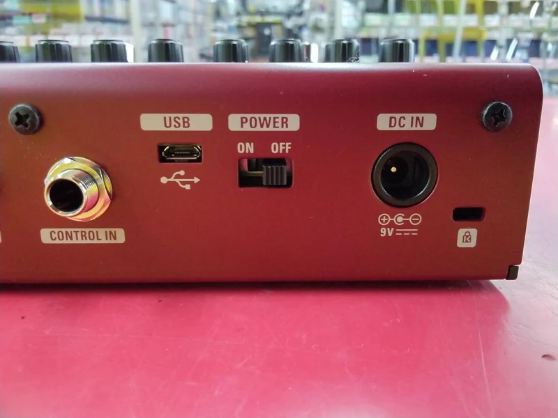 ZOOM Bass Multi-Effektpedal B3N