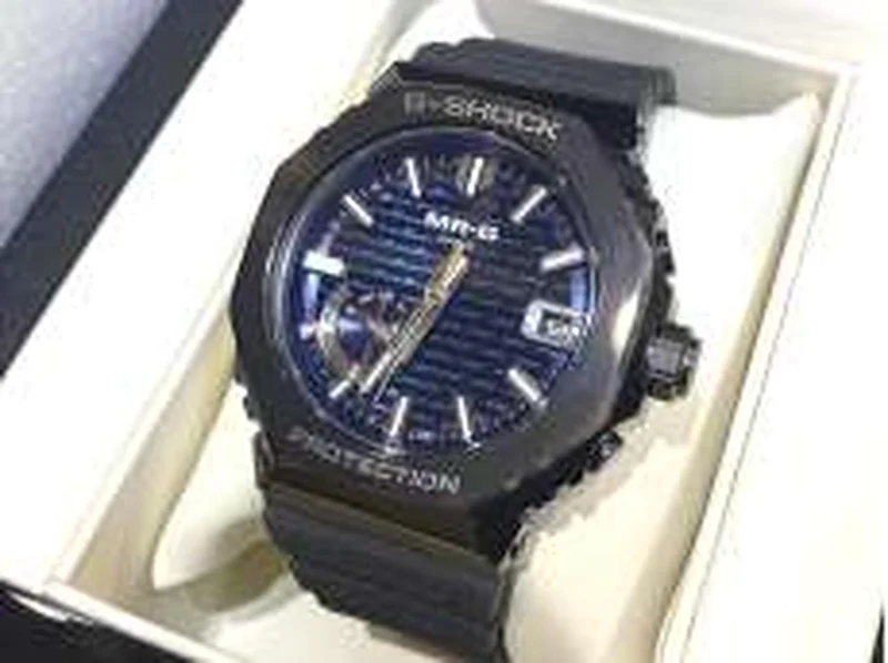 CASIO Quarz-Analog-Armbanduhr MRG-B2100R-2AJR