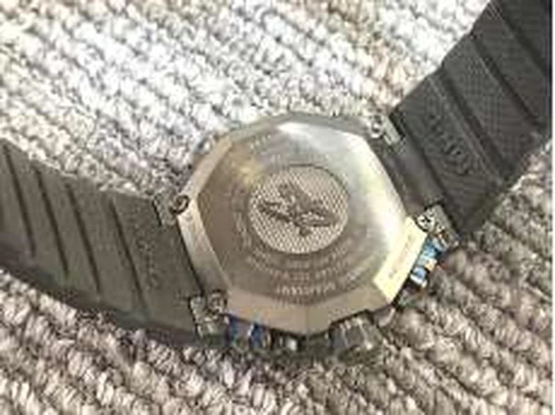 CASIO Quarz-Analog-Armbanduhr MRG-B2100R-2AJR