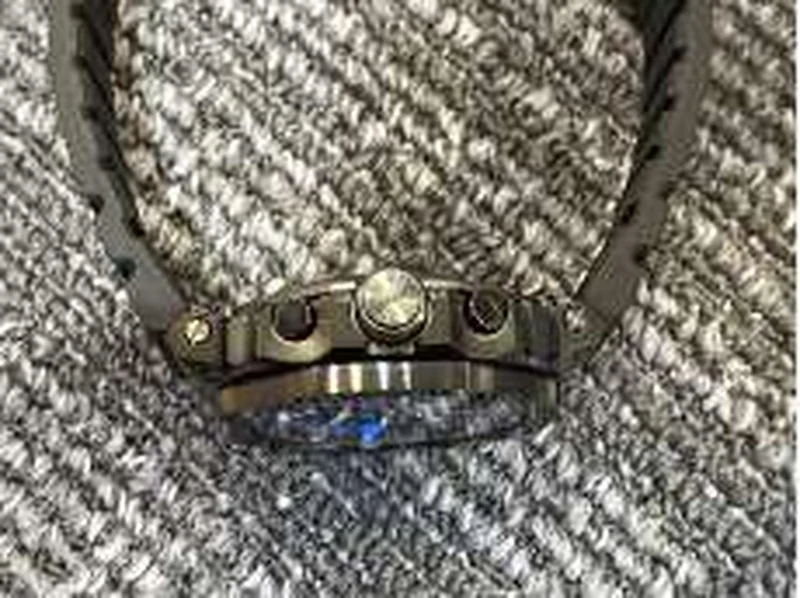CASIO Quarz-Analog-Armbanduhr MRG-B2100R-2AJR