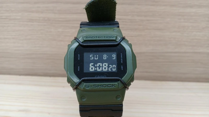 CASIO G-SHOCK DW-5600BB