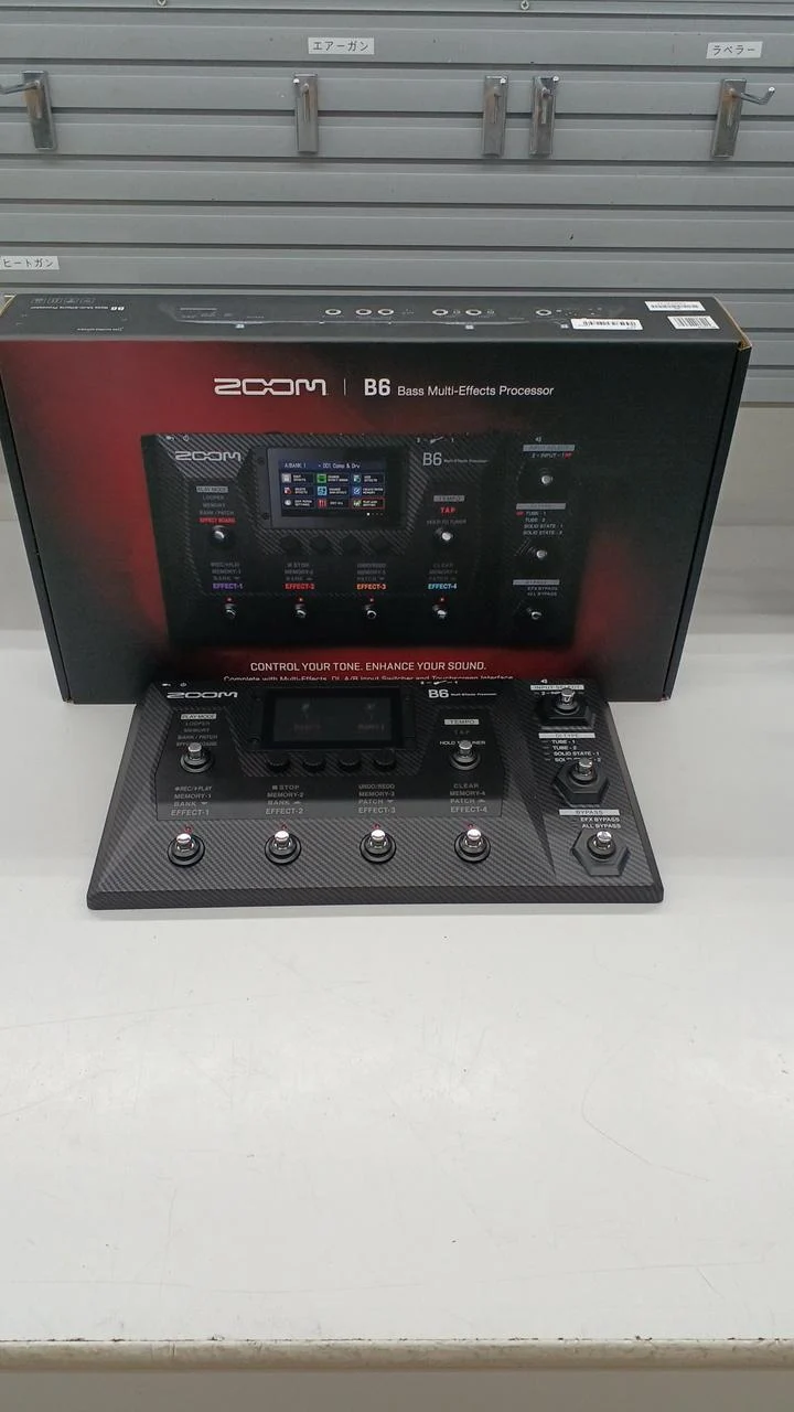 ZOOM Multi-Effektpedal B6