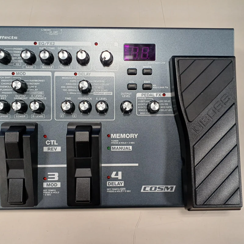 BOSS Multi-Effektpedal ME-80